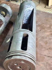 Pneumatic hammer piston metallized to reinstate original dimensions